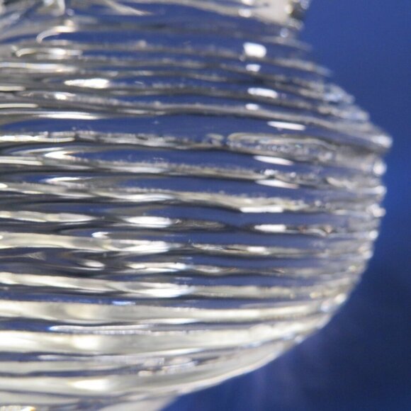 SEA SHELLS SOLID GLASS (2) heavy paperweights - Picture 10 of 12